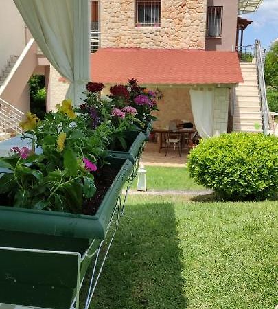 Maria'S Luxury Apartment Кассандра Экстерьер фото