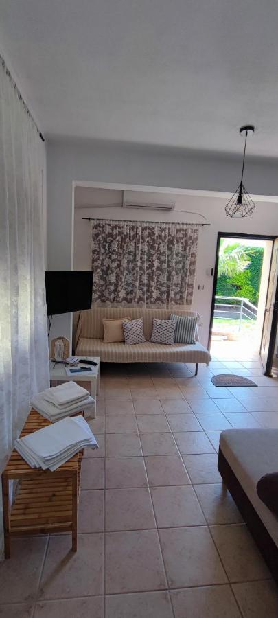 Maria'S Luxury Apartment Кассандра Экстерьер фото